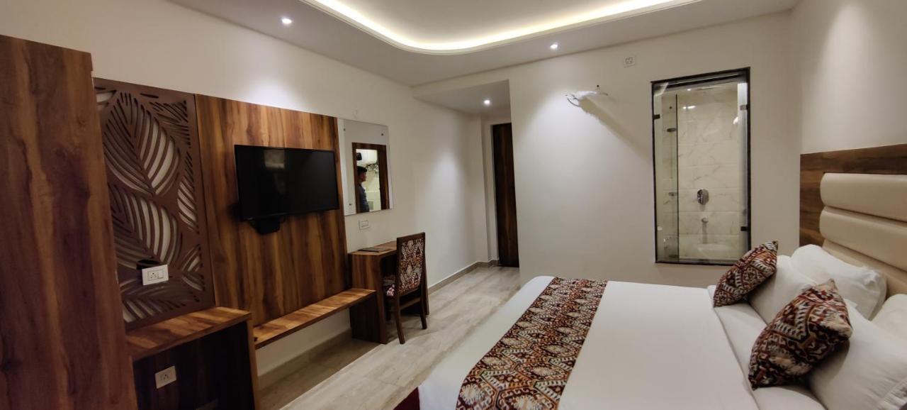 Hotel Classic Hills Dharamshala Bagian luar foto